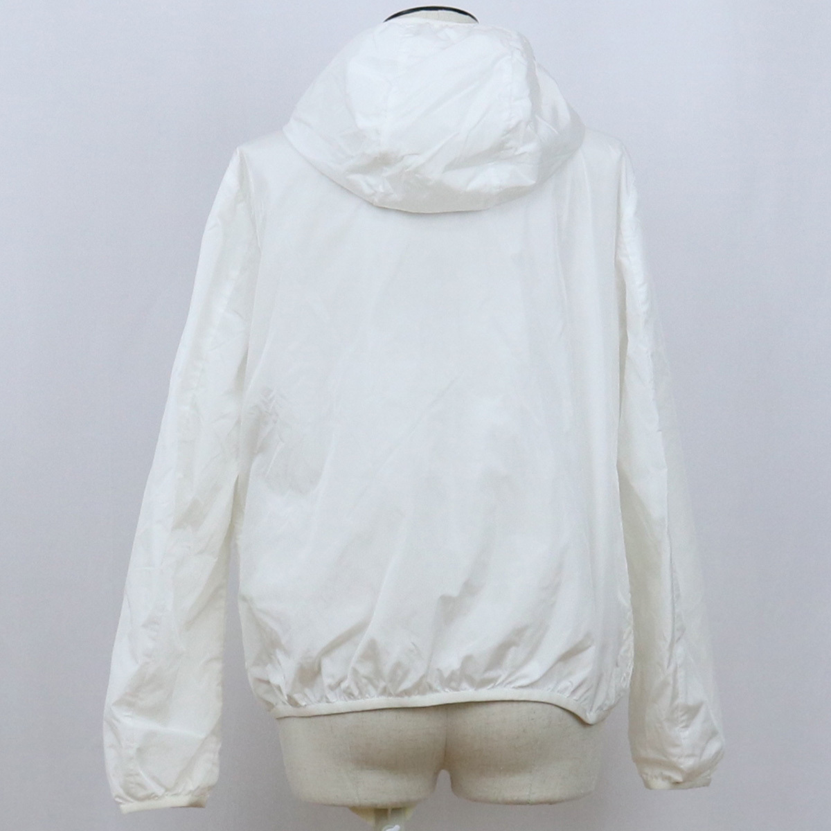 中古良品モンクレールMONCLER レディース ブルゾン VIVE GIUBBOTTO 