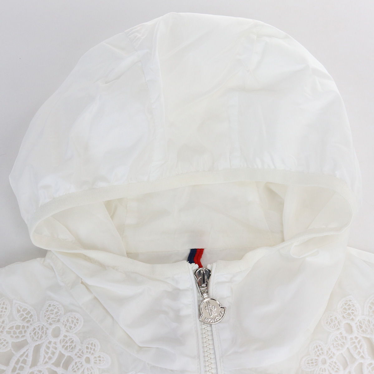 中古良品モンクレールMONCLER レディース ブルゾン VIVE GIUBBOTTO 