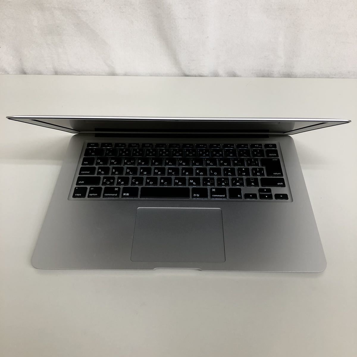 液晶色ムラあり】Apple MacBook Air 13インチ Mid 2013 MD760J/A 