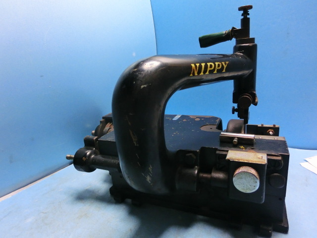 NIPPY ニッピ 革漉き機 NP-2（プロが教える革漉き機の選び方！中古革  