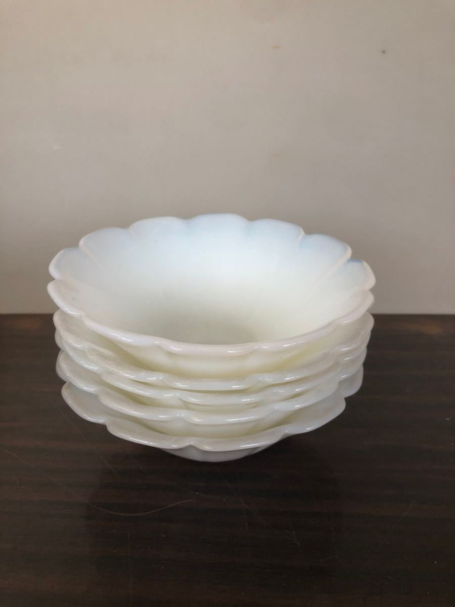  G611 銘々皿 花形皿 小皿 鉢 小鉢 食器 和食器 5客セット(小皿)｜売買されたオークション情報、yahooの商品情報をアーカイブ公開 - オークファン 皿