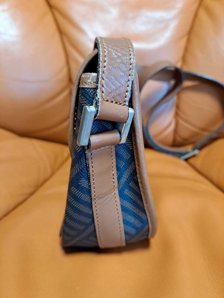 GIVENCHY　ジバンシィ　ジバンシー　ショルダーバッグ　斜め掛け　ヴィンテージ！　(220623) ショルダーバッグ GIVENCHY ジバンシー 0 公式オンラインショップ ジバンシー&frasl;ショルダーバッグ&frasl;メンズ&frasl;PVC×レザー&frasl;ロゴ&frasl;GY147