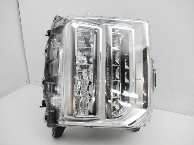 三菱 デリカ D:5 CV1W 純正 右 ヘッドライト LED KOITO 100-67120 