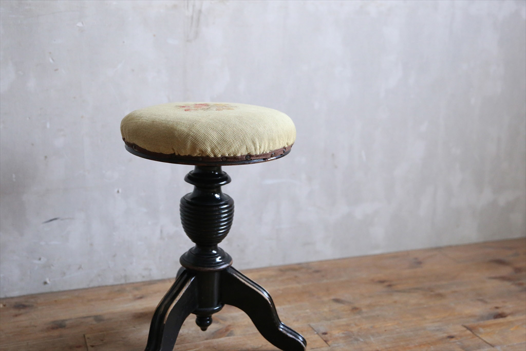 フランスアンティーク◇ナポレオン3世様式古木ピアノスツール⁄木製イス