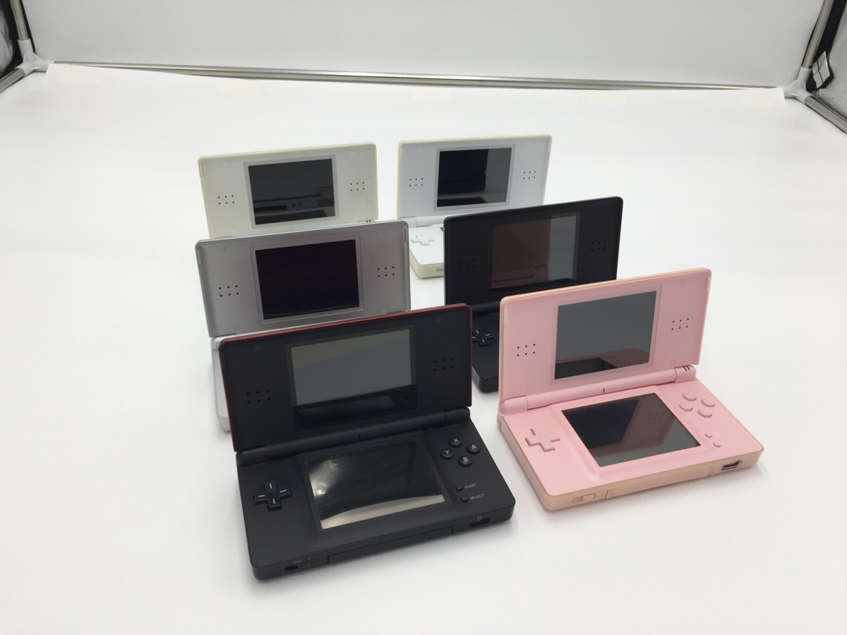 お買い得，最新作 任天堂 ニンテンドー NINTENDO DSLite 6台セット USG-001 まとめ売り 0629 7(DS Lite)｜売買されたオークション情報、yahooの商品情報をアーカイブ公開 - オークファン ニンテンドーDS本体