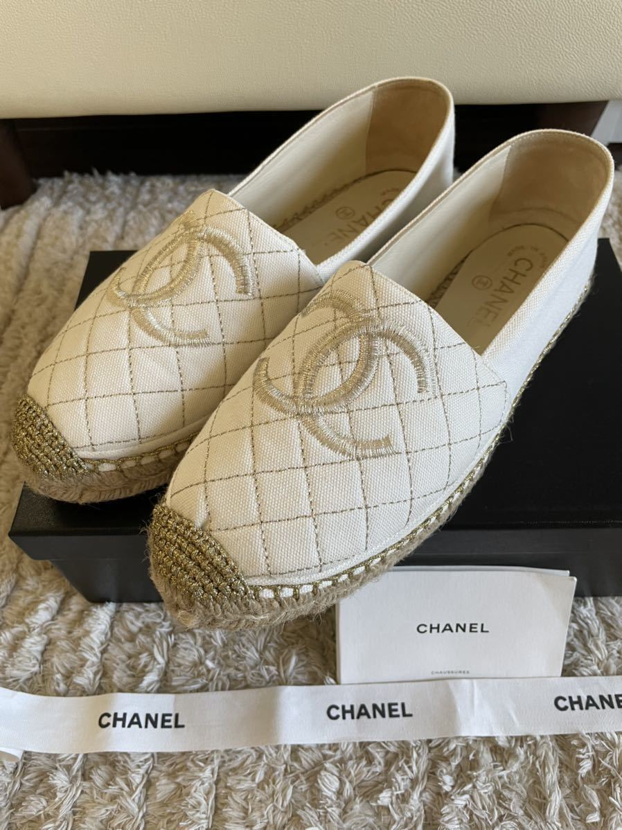 シャネル CHANEL エスパドリーユ ココマーク 白×ゴールド シャネル CHANEL エスパドリーユ ココマーク 白×ゴールド