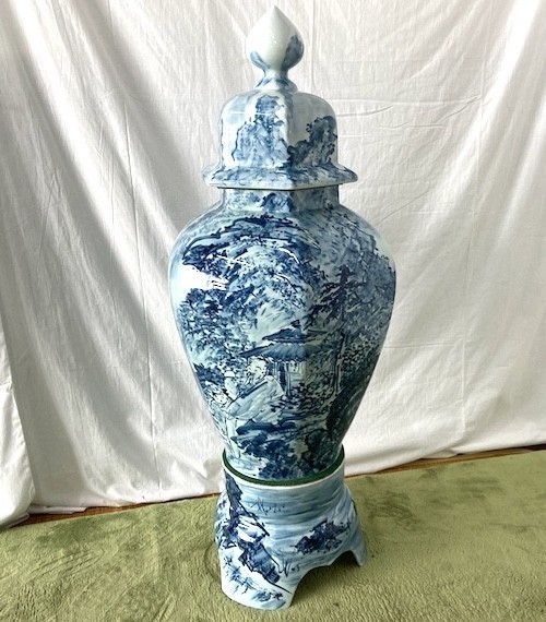 T714】美品 手渡し可 有田焼 戯光作 染付 山水楼閣人物図沈香壷 特大