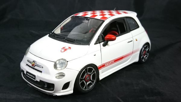 現状品】『Bburago(ブラーゴ) 1/18 ABARTH(アバルト) 500 2008