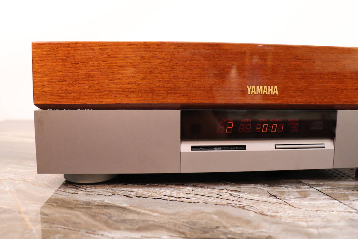 YAMAHA GT-CD1 CDプレイヤー