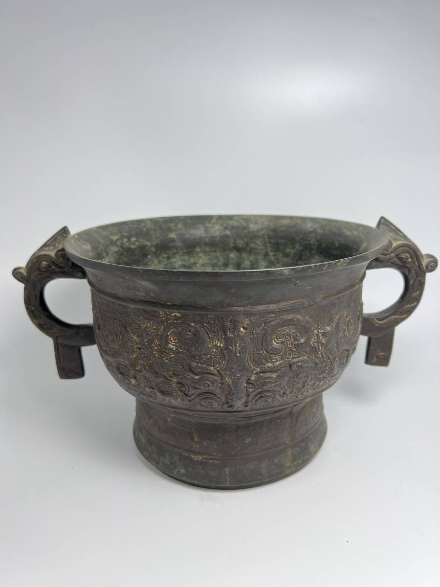 時代 仏教美術 古銅 饕餮紋 双獣耳 香炉 香道 横 29.5 cm径21 cm 高 15.3 cm