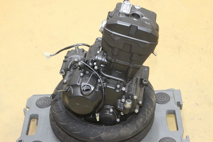 CBR250R Yahoo!オークション 「cbr250r エンジン mc41」(エンジン本体