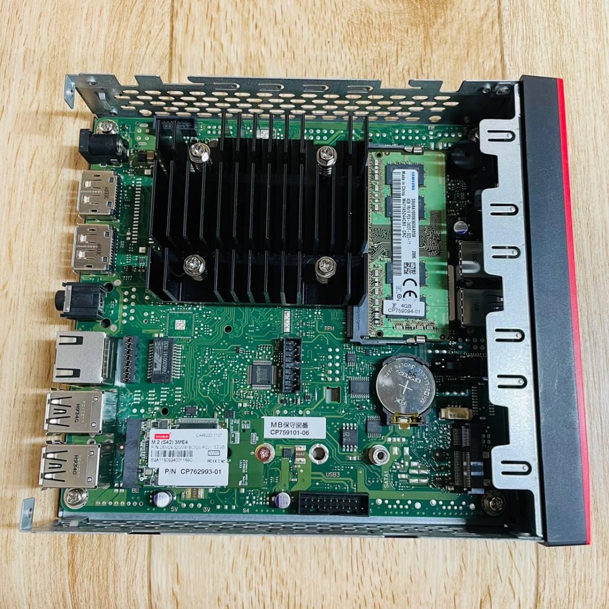 ⑤【通電OK】富士通 FUTRO S740 本体 アダプター付き FMVC08001 FUJITSU Innodisk M.2 SSD 32GB 42mm 無線LAN_7