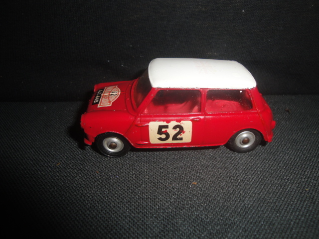 Corgi 321 Montecarlo Mini Cooper-S （60年代絶版品）'65年度