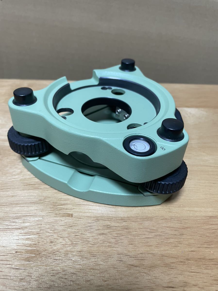  Leica ライカ GDF121 整準台 トータルステーション GPS(測量、角度計)｜売買されたオークション情報、yahooの商品情報をアーカイブ公開 - オークファン 測量、角度計