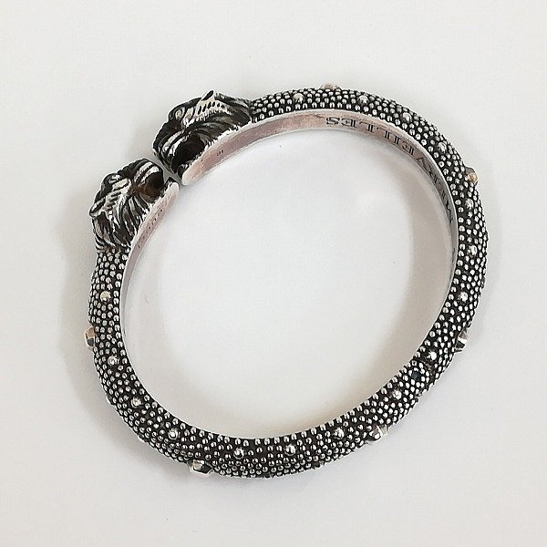 B599a [人気] GUCCI グッチ タイガーヘッドバングル イタリア製