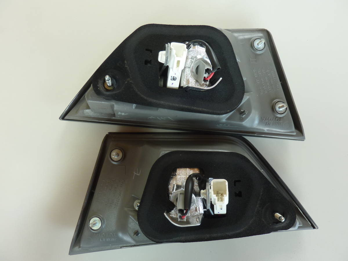 130マークX 中期 G'Sテール 左右 2個 マークX 後期 G's 希少