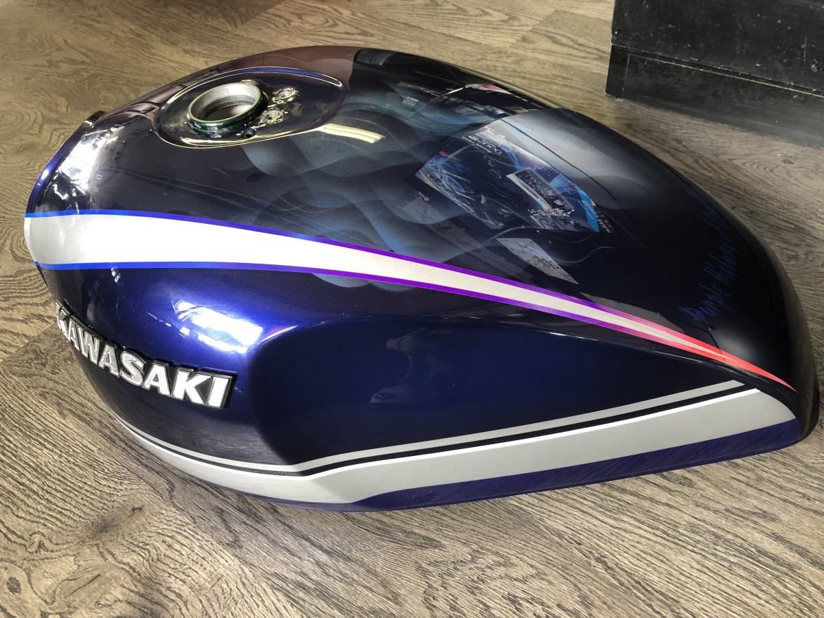 ゼファー1100 カワサキ ZEPHYR1100 by カスタムマシン 株式会社 外装 