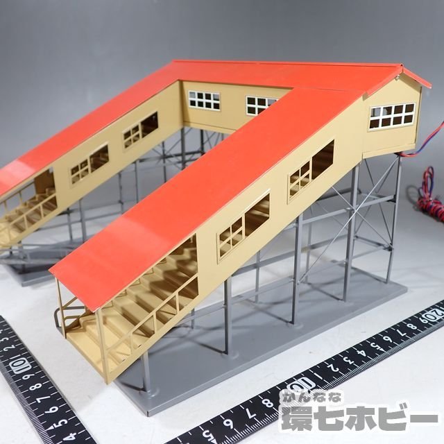 跨線橋のある駅　（HOゲージストラクチャー）(金属製 / エンドウ製） 0KX92◇古い HOゲージ エンドウ/TER 跨線橋/路線橋 金属製 綺麗め