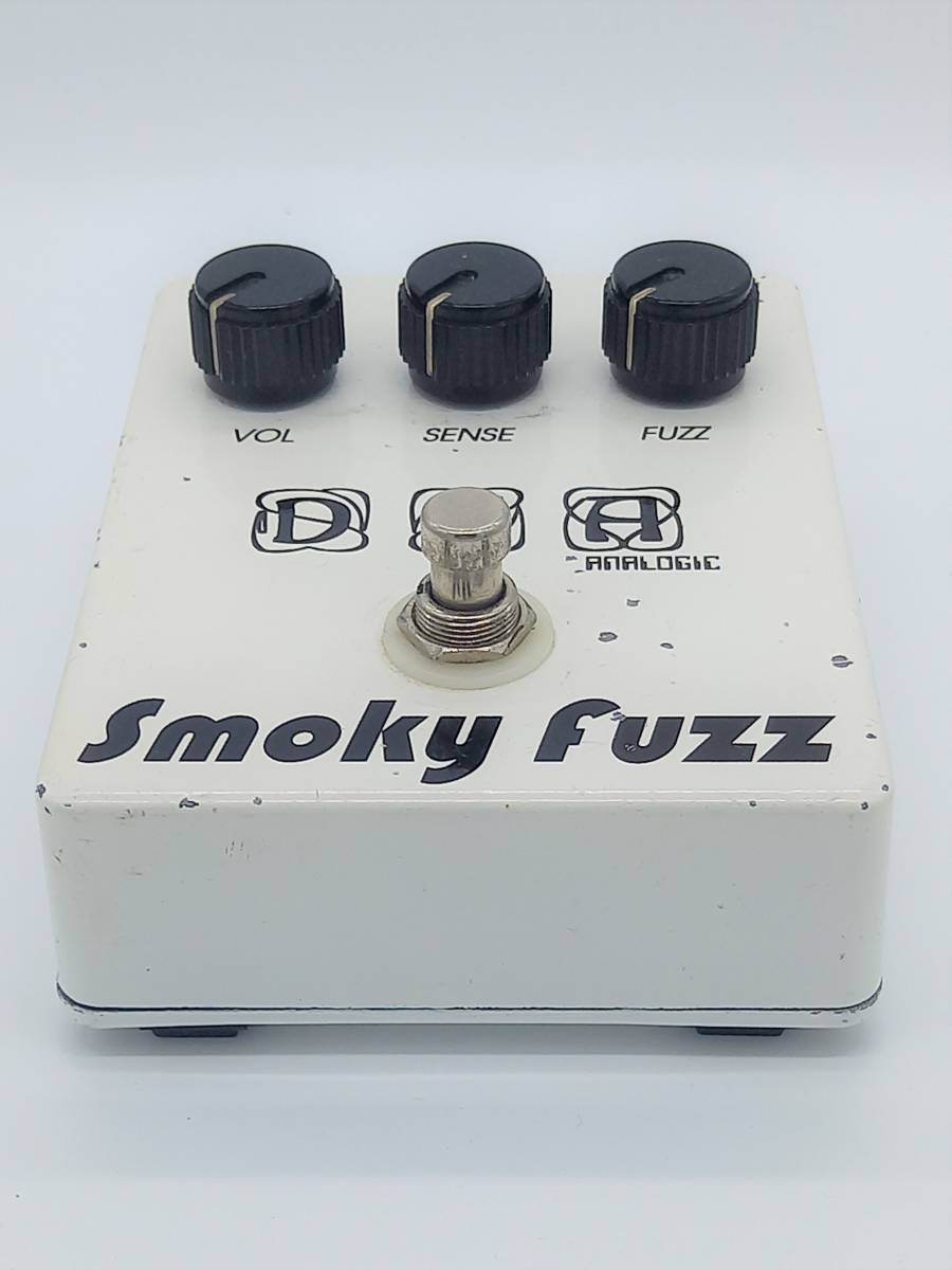 送料無料】Smoky Fuzz ファズ/DNA ANALOGIC DNA(ディーエヌエー