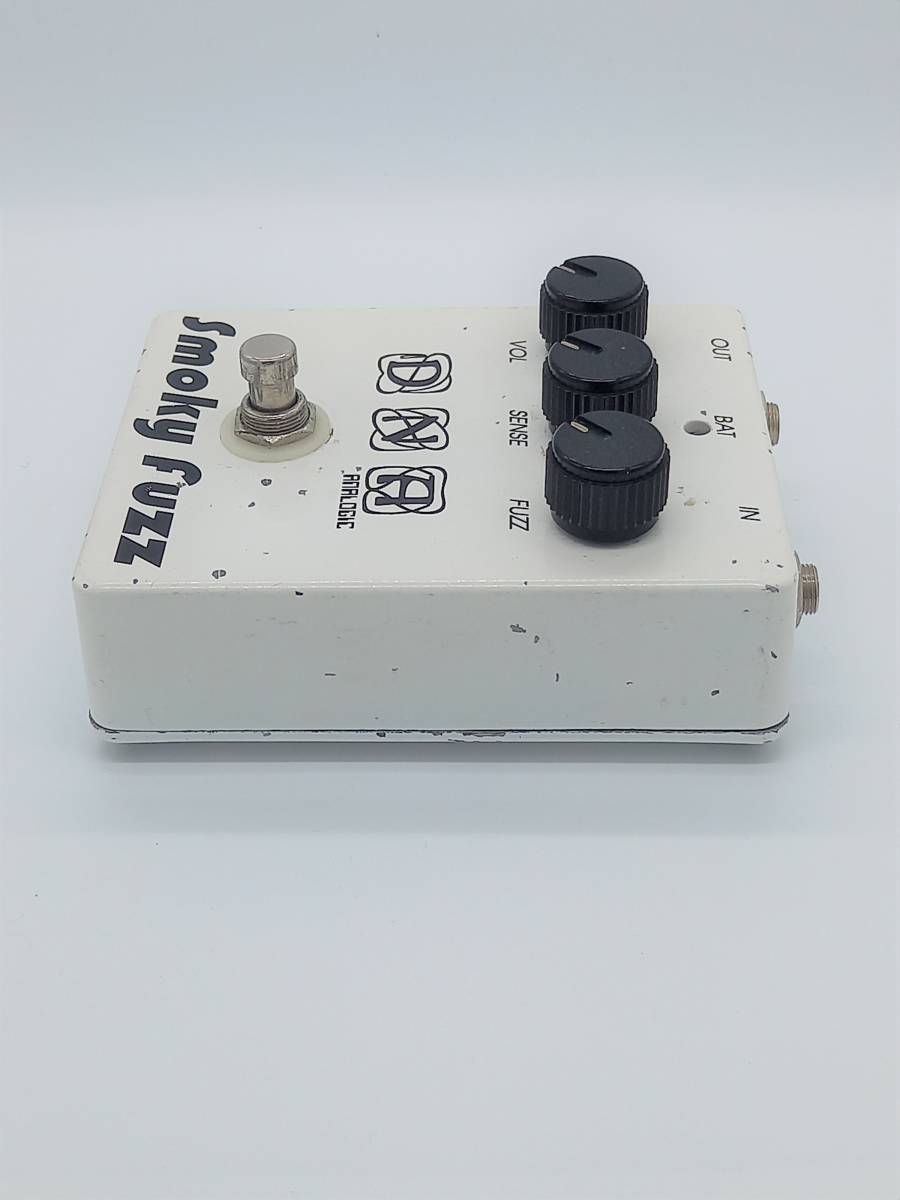 送料無料】Smoky Fuzz ファズ/DNA ANALOGIC DNA(ディーエヌエー