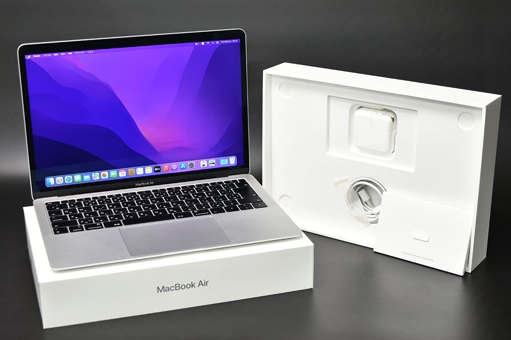 Apple MacBook Air シルバー 本体と箱付き Apple MacBook Air シルバー 箱付き Apple MacBook Air シルバー 箱