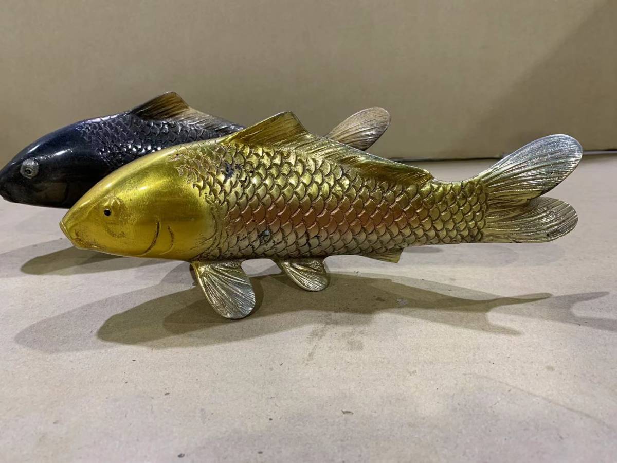 金属工芸 真鍮製 双鯉 魚 置物 飾物 一対 番 中古品(真鍮製)｜売買され 