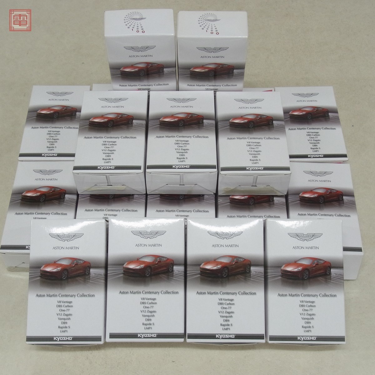 京商 1/64 アストンマーティン V8 ヴァンテージ/V12 ザガート/ヴァン 
