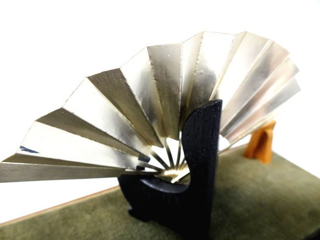□純銀扇 ◇武比古作/TAKEHIKO◇シルバー SlLVER 置物 扇 ガラスケース