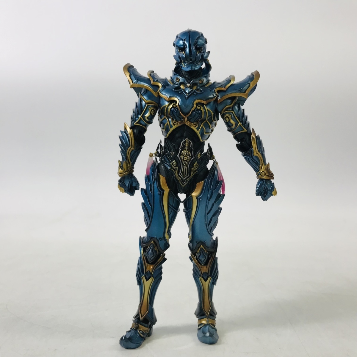中古品 魔戒可動 牙狼 GARO 魔戒の花 幻影騎士 クロウ 魔