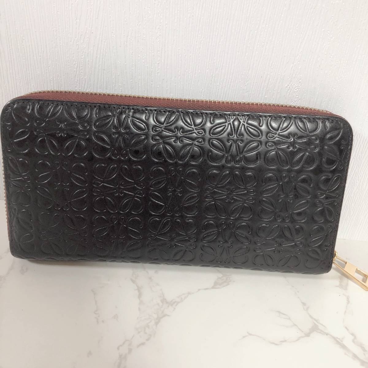 アナグラム ロエベ LOEWE 長財布 ラウンドファスナー レザー 