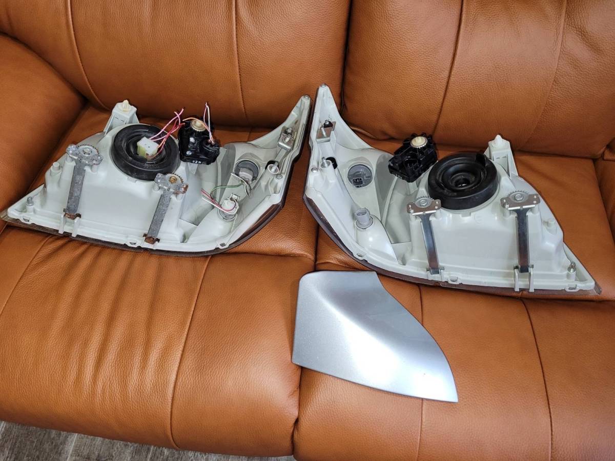 S211P　ダイハツ　ハイゼットトラック　後期純正　ハロゲンヘッドライト　左右セット　STANLEY　おまけ右フェンダー　平成19年_3