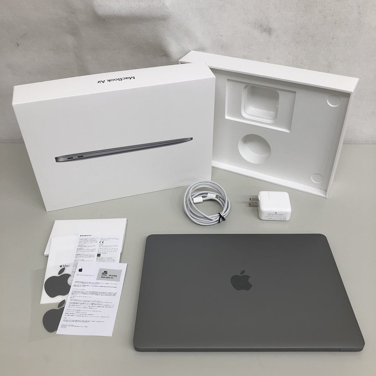 Apple MacBook Air Retina 13インチ 2019 MVFH2J/A Monterey/Core i5