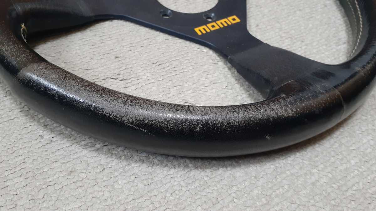 MOMO MOMOステアリング ヴェローチェ？？ 32～33パイ ホーンボタンつき