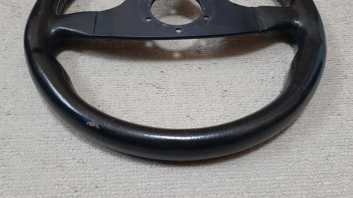 MOMO MOMOステアリング ヴェローチェ？？ 32～33パイ ホーンボタンつき