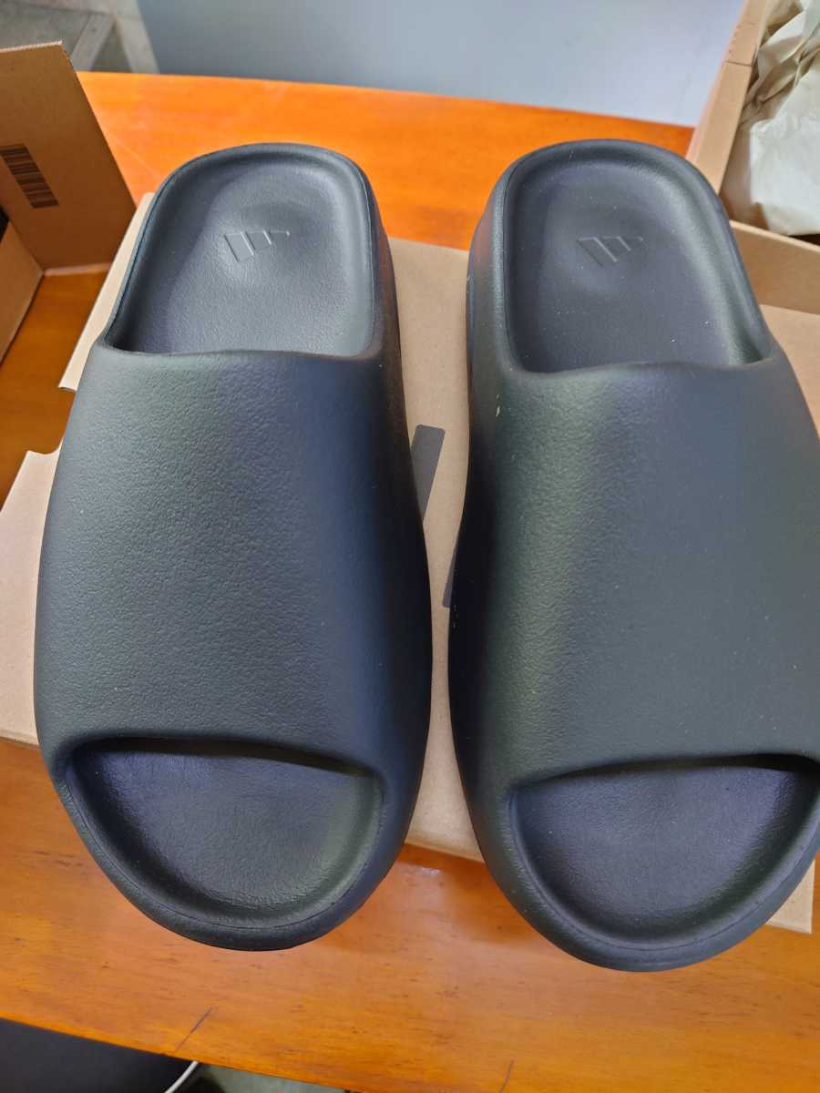 YEEZY SLIDE ONYX 10 (US) イージースライド 28.5 Adidas Yeezy Slide