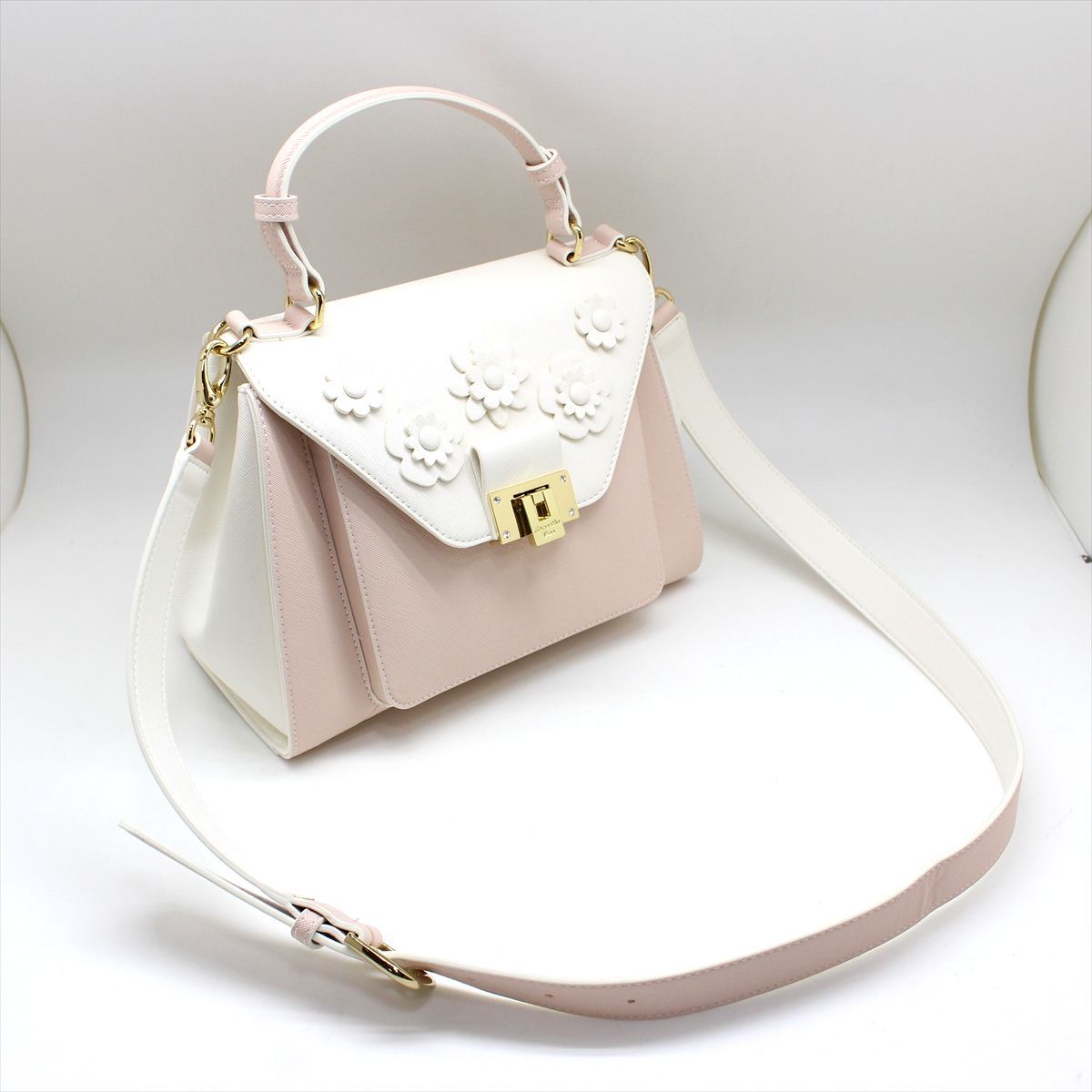 【SALE，お買い得】 Samantha Vega サマンサベガ fulfilled love レディース 2WAYバッグ ハンドバッグ ショルダーバッグ 合皮 オフホワイト&times;ピンク系(かばん、バッグ)｜売買されたオークション情報、yahooの商品情報 かばん、バッグ