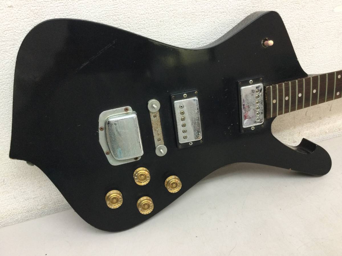 Tomson エレキギター ジャンク扱い 現状品 ジャンク Tomson トムソン エレキギター ブラック 黒 変形ギター 詳細