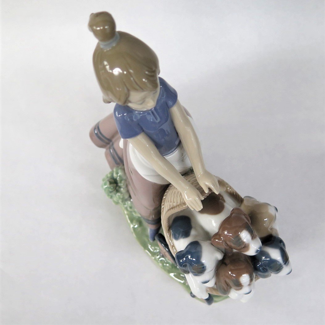 0 リヤドロ LLADRO フィギュリン 陶器人形 仔犬たちとお散歩 仔犬