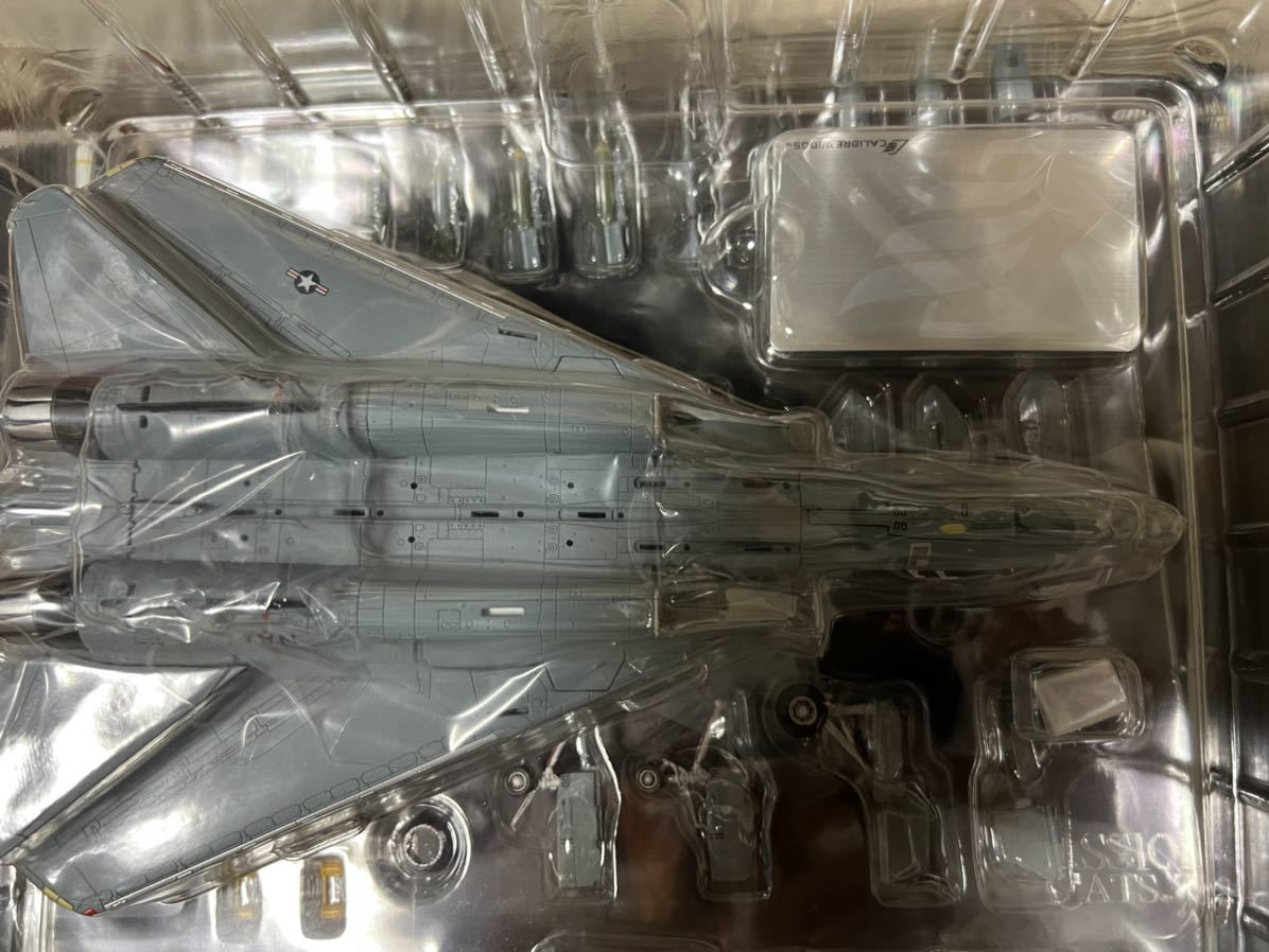 Calibre Wings F-14D VF-31 CA721413・ ディスプレイスタンド付@ VF-31