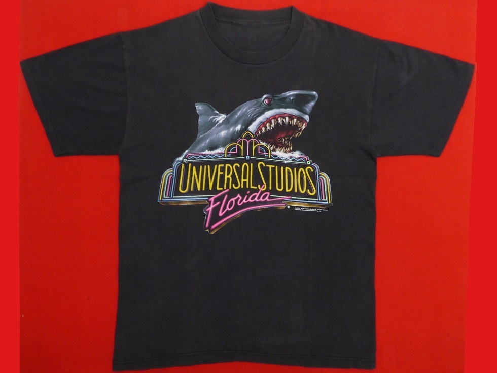 ジョーズ Tシャツの値段と価格推移は 178件の売買情報を集計したジョーズ Tシャツの価格や価値の推移データを公開