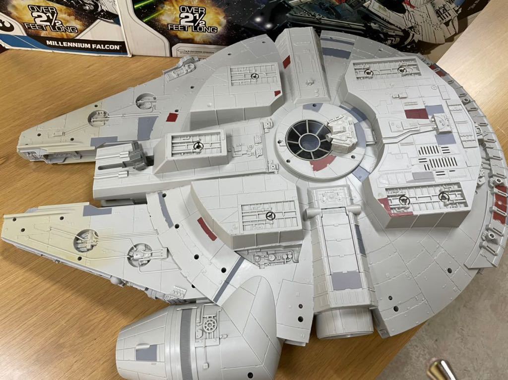 大型　アルティメット ミレニアムファルコンフィギュア スターウォーズ MILLENNIUM FALCON ミレニアム・ファルコン STAR WARS