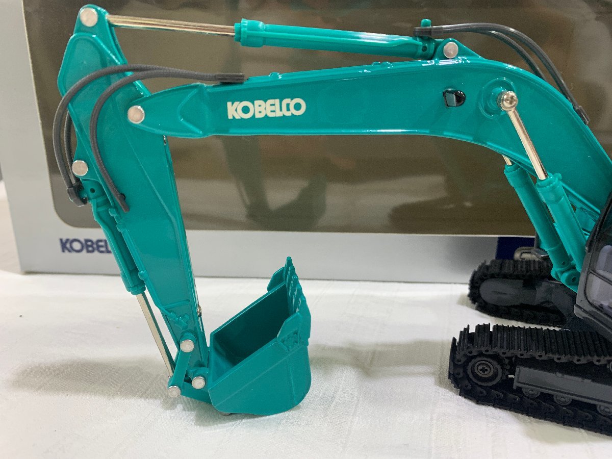 220805 ☆used品☆ コベルコ建機 sk330 ラバークローラー 1/43 kobelco 