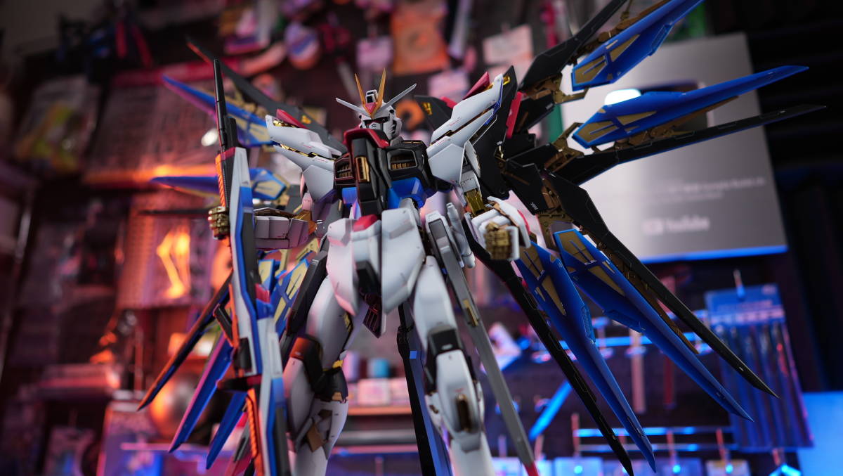 改修塗装済完成品 1/60スケール PG ストライクフリーダム ※ジャンク品 