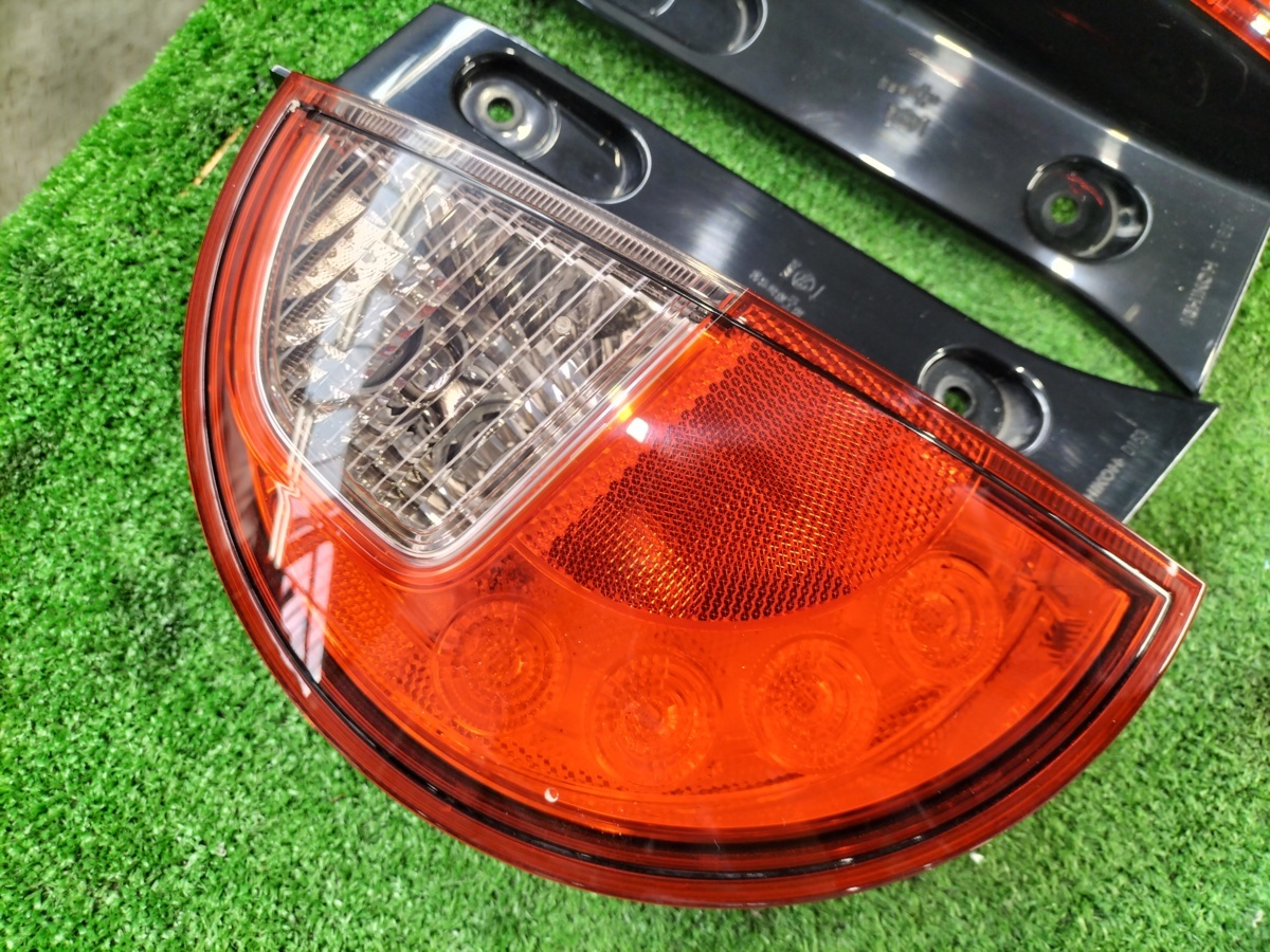 SUZUKI■ラパン/HE33S テールランプ一式 ☆キレイ目!! HE33S スズキ ラパン 平成27年 純正 LED テールライト