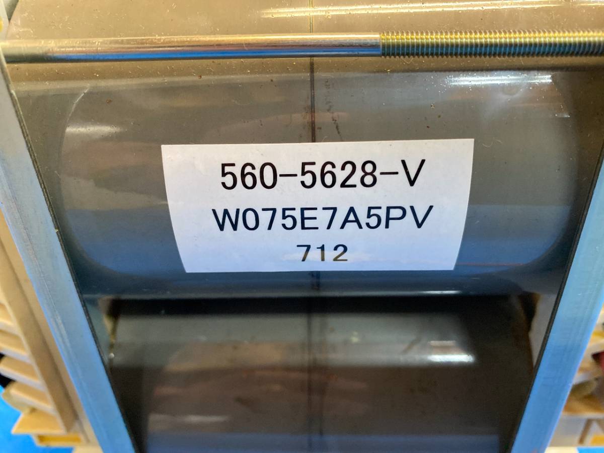 中古 変圧器 絶縁トランス 560-5628-V 2個セット