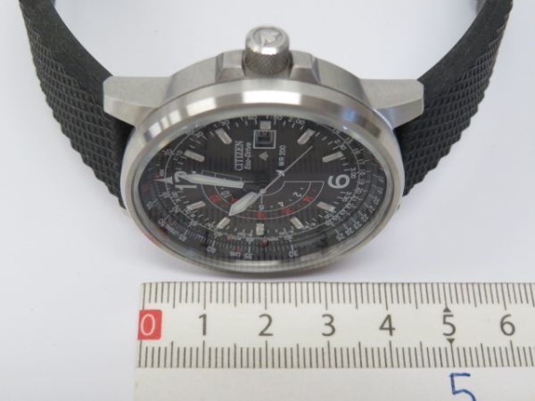 ■hawi8791-1 968 CITIZEN ECO-DRIVE シチズン　エコドライブ　デイト　ラバーベルト　WR200 B877-S015979 メンズウォッチ　稼働