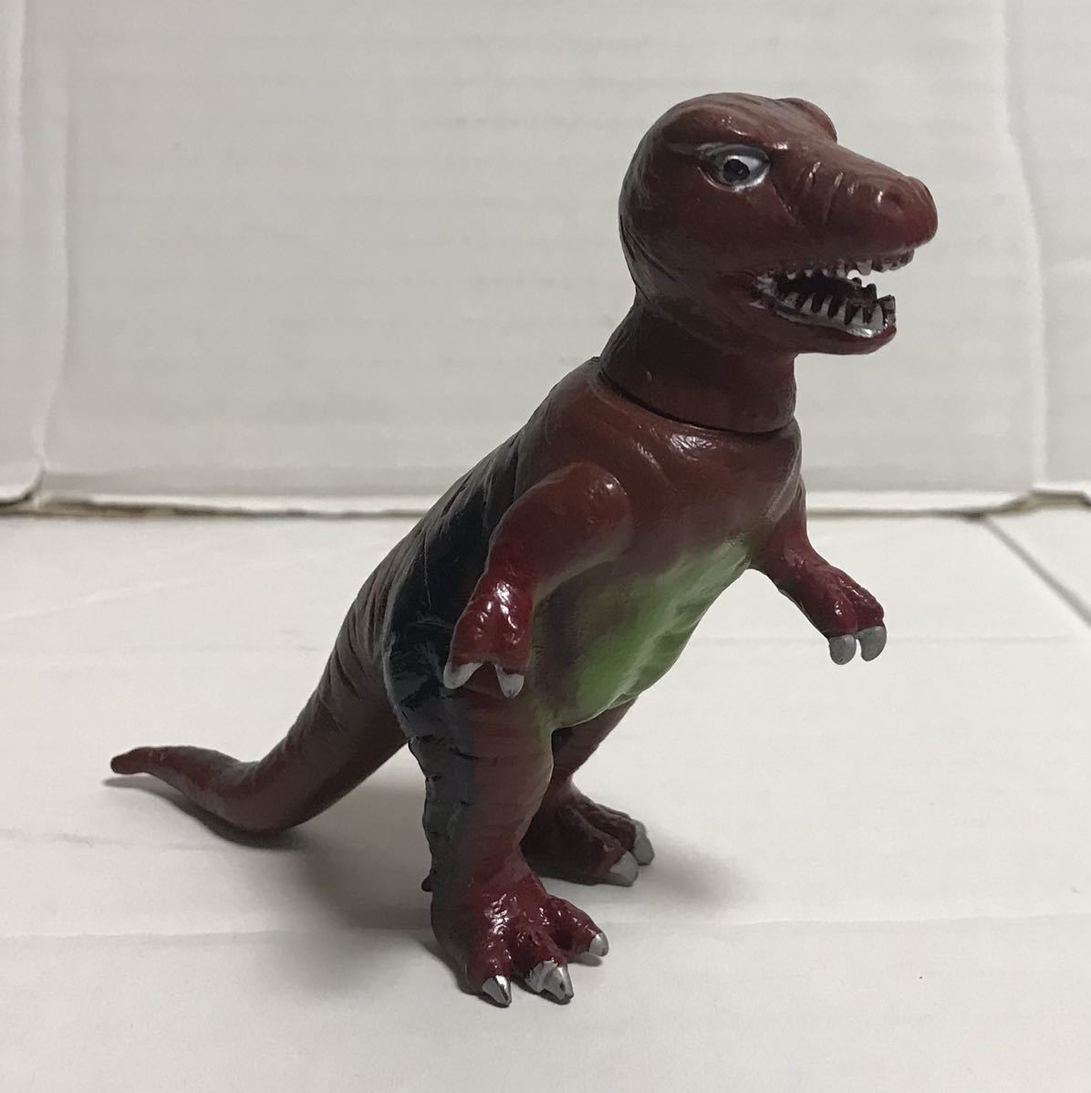 大恐竜 ソフビの値段と価格推移は 4件の売買情報を集計した大恐竜 ソフビの価格や価値の推移データを公開