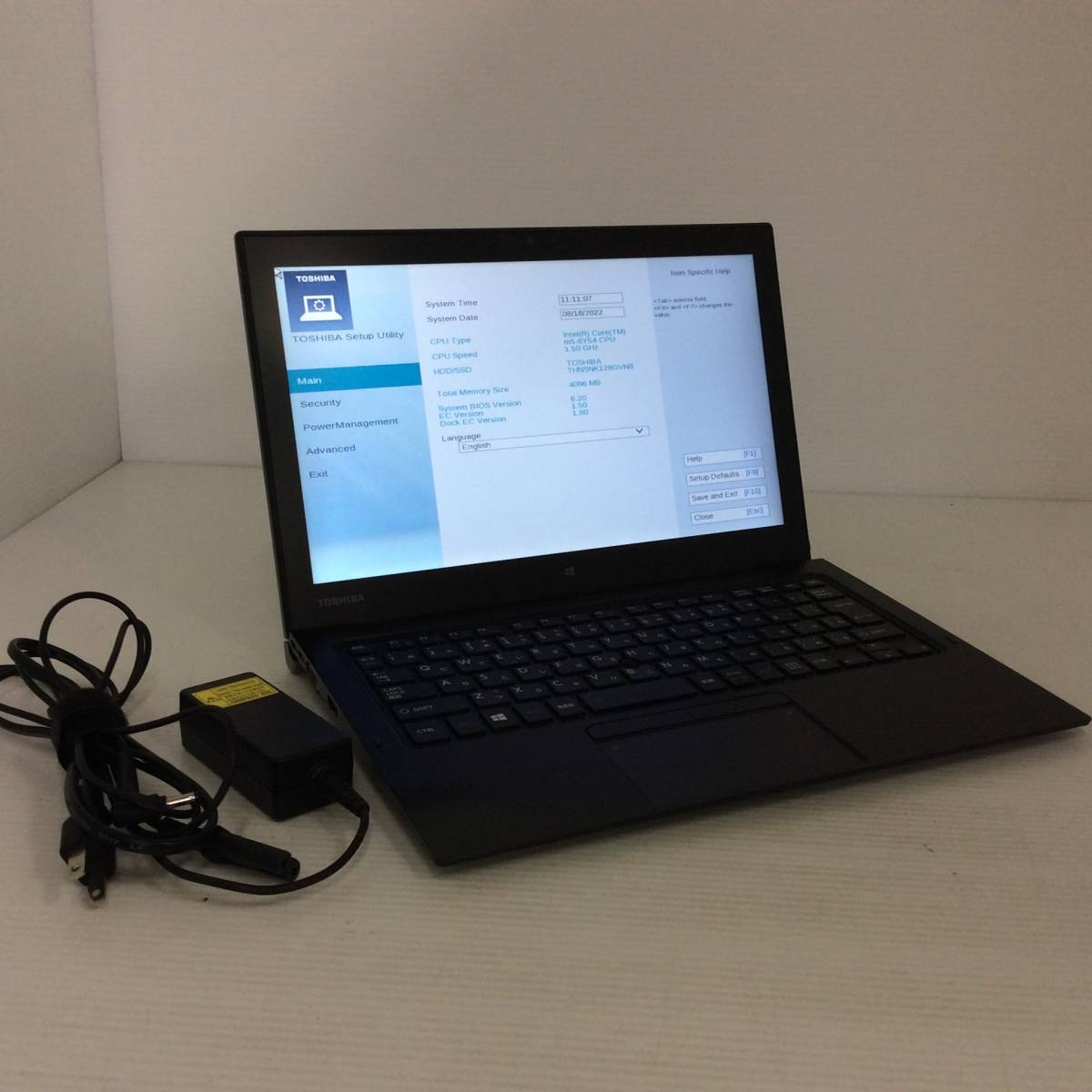 2in1 】 東芝 dynabook R82/D PR82DEGDC67AD11 / Intel Core m5-6Y54
