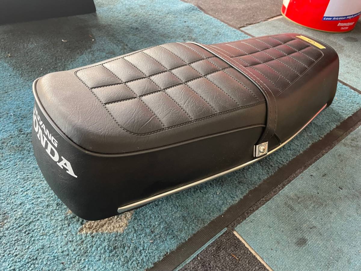 HONDA CG125 純正シート