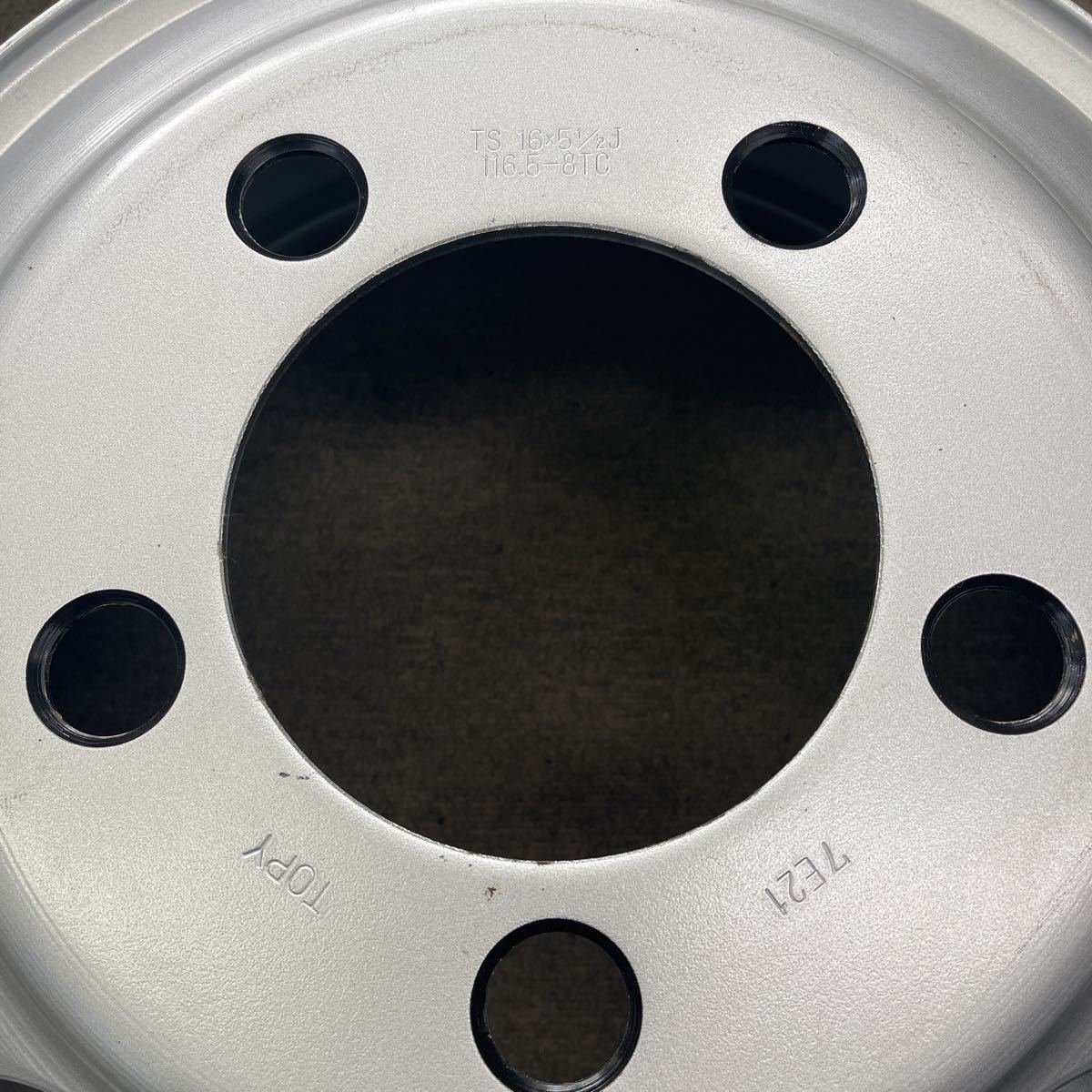 16インチ】 TOPY TS 16×5.5J 116.5-8TC いすゞ エルフ2トン スチール